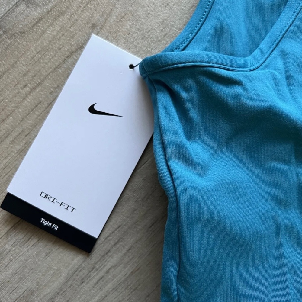 Nike gym top women’s size 8 blue colour - Picture 10 of 10